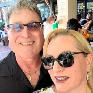 Meet your Posher, Lori and Eric